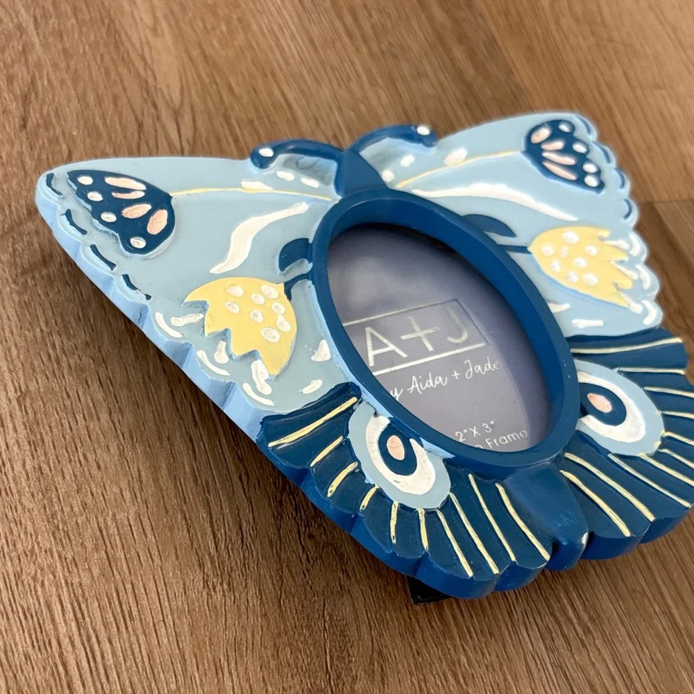 Butterfly Frame - Picture 3 of 10